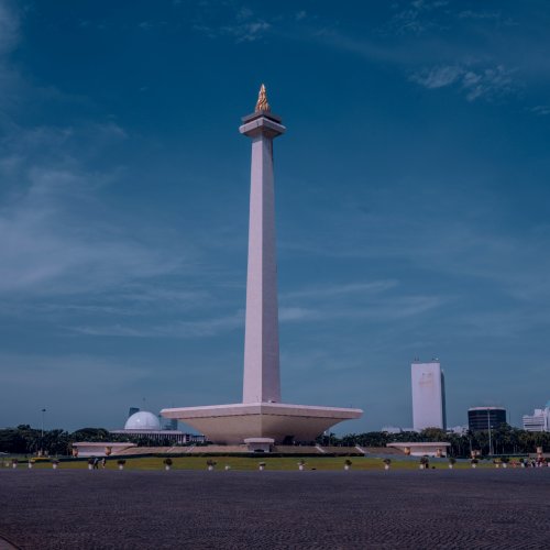 Фотография Монумент Национал (Monas) — символ Джакарты и городской панорамный вид