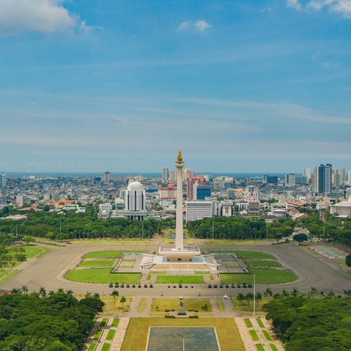 Фотография Монумент Национал (Monas) — символ Джакарты и городской панорамный вид